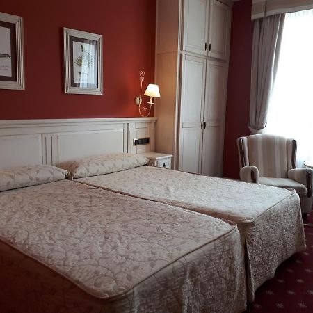 Hotel Leonor Miron Soria Eksteriør bilde