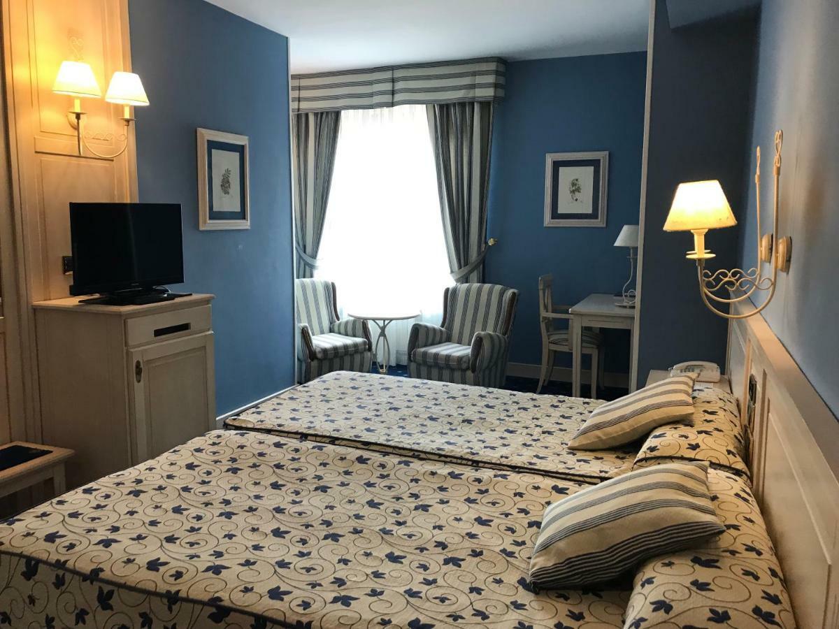 Hotel Leonor Miron Soria Eksteriør bilde